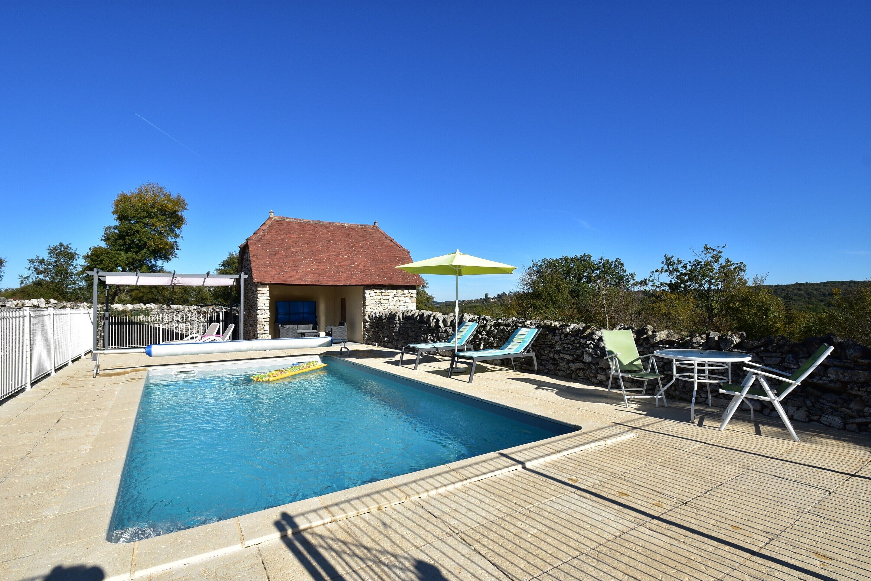 Maison | Piscine | Piscine intérieure, piscine extérieure