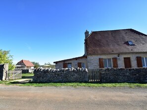 Exterior - Holiday Home in Gramat With Private Pool (Gramat)