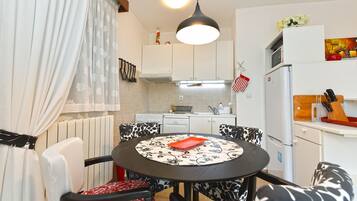 Standard-Apartment, 1 Schlafzimmer (20947) | Wohnbereich | Flachbildfernseher