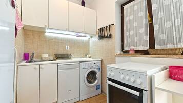 Standard-Apartment, 1 Schlafzimmer (20943) | Wohnbereich | Flachbildfernseher