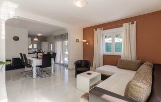Casa standard, 2 quartos (21278) | Área de estar | TV de tela plana
