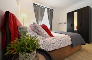 Apartamento standard, 2 quartos (21382) | 2 quartos, ferros/tábuas de passar roupa, Wi-Fi de cortesia