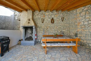 Grill-/Picknickplatz