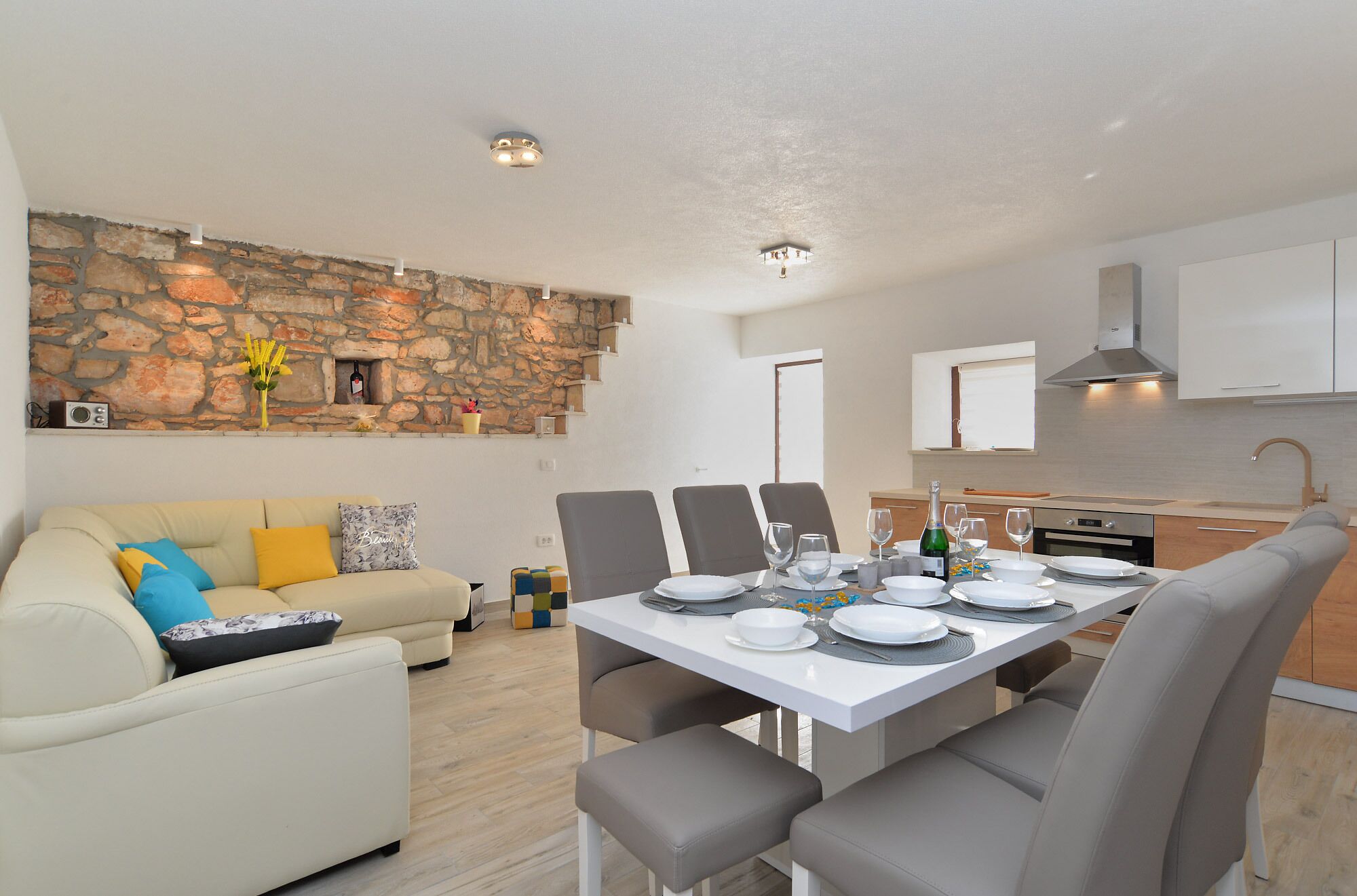 Standard-Haus, 4 Schlafzimmer (21497) | Wohnbereich | Fernseher