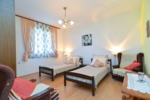 Standard-Apartment, 2 Schlafzimmer (21519) | 2 Schlafzimmer, kostenloses WLAN, Bettwäsche