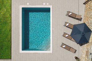 Seasonal outdoor pool - House 1855 (Liznjan)