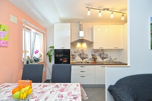 Standard Apartment, 1 Bedroom (23021) | Living area | TV - Apartment 1873 (Pula)