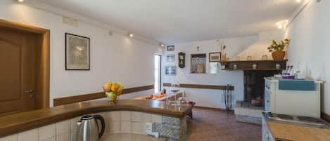 Standard Apartment, 2 Bedrooms (23028) | Private kitchenette