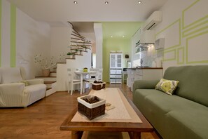 Appartamento Standard, 1 camera da letto (23048) | Area soggiorno | TV a schermo piatto