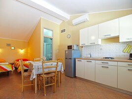 Standard Apartment, 1 Bedroom (23230) | Private kitchen