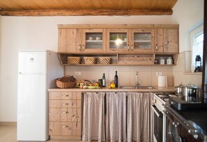 Standard-Haus, 2 Schlafzimmer (23290) | Eigene Küche | Kühlschrank, Mikrowelle, Ofen, Herdplatte