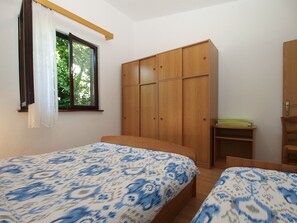 Standard Apartment, 1 Bedroom (23452) | Iron/ironing board, bed sheets