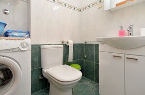 Lägenhet Standard - 1 sovrum (23477) | Badrum | Badkar, djupt badkar, hårtork och handdukar