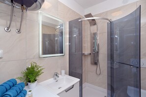 Appartement Standard, 2 chambres (1927/55613) | Salle de bain | Serviettes fournies
