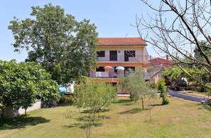 Front of property - Apartment 1928 (Fazana)