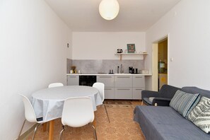 Standard Apartment, 2 Bedrooms (23705) | Living area | TV