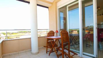 Departamento estándar, 2 habitaciones (1932/31985) | Balcón