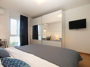 Standard-Haus, 4 Schlafzimmer (24055) | 4 Schlafzimmer, Bügeleisen/Bügelbrett, kostenloses WLAN, Bettwäsche