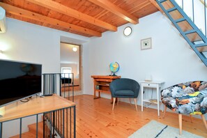 Standard House, 1 Bedroom (24881) | Living area | TV - House 1953 (Vodnjan)