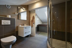 Appartement Standard, 4 chambres (24956) | Salle de bain