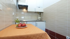 Ảnh chưa phân loại, 2 trong số 10 ảnh, nút