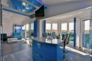 Standard House, 4 Bedrooms (26218) | Living area | TV, fireplace