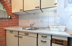Standard Apartment, 2 Bedrooms (26592) | Private kitchen
