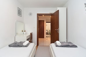 Apartemen Standar, 3 kamar tidur (27430) | 3 kamar tidur, setrika/meja setrika, Wi-Fi gratis, dan seprai linen