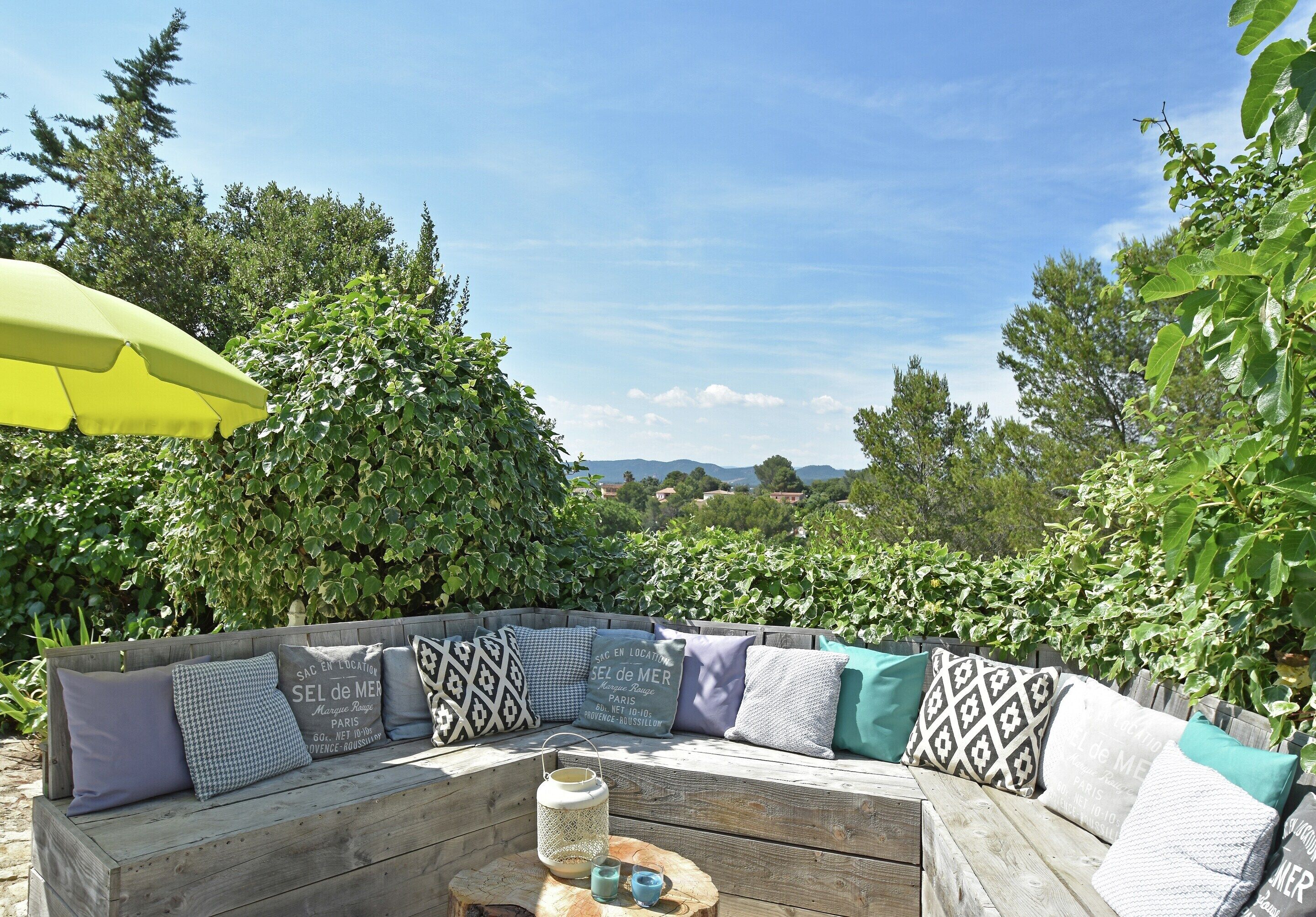 Villa | Balcony