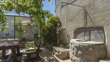 Apartment | Property amenity