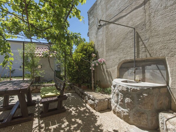 Apartment | Property amenity