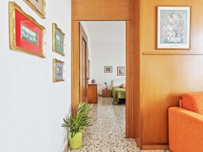 1 bedroom, individually furnished, iron/ironing board