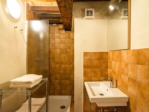 House | Bathroom - Holiday House With Pool and Fantastic Views (Collazzone)