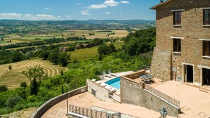 House | Balcony - Holiday House With Pool and Fantastic Views (Collazzone)