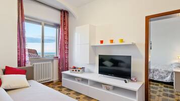 Apartemen | 1 kamar tidur dan dilengkapi dengan perabotan berbeda-beda