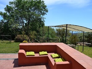 Balcony - Rustic Holiday Home in Santa Venerina With Terrace & Garden (Santa Venerina)