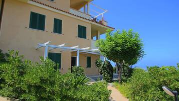 Apartment | Exterior