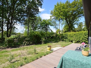 House | Balcony - Beautiful Holiday Home With, Terrace, Garden (Baarle-Nassau)