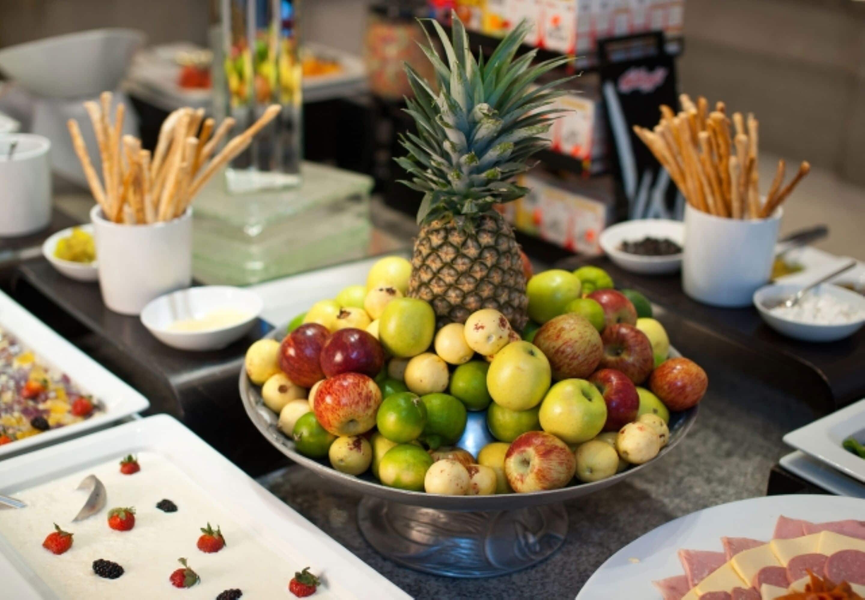 Daily buffet breakfast (MXN 370 per person)