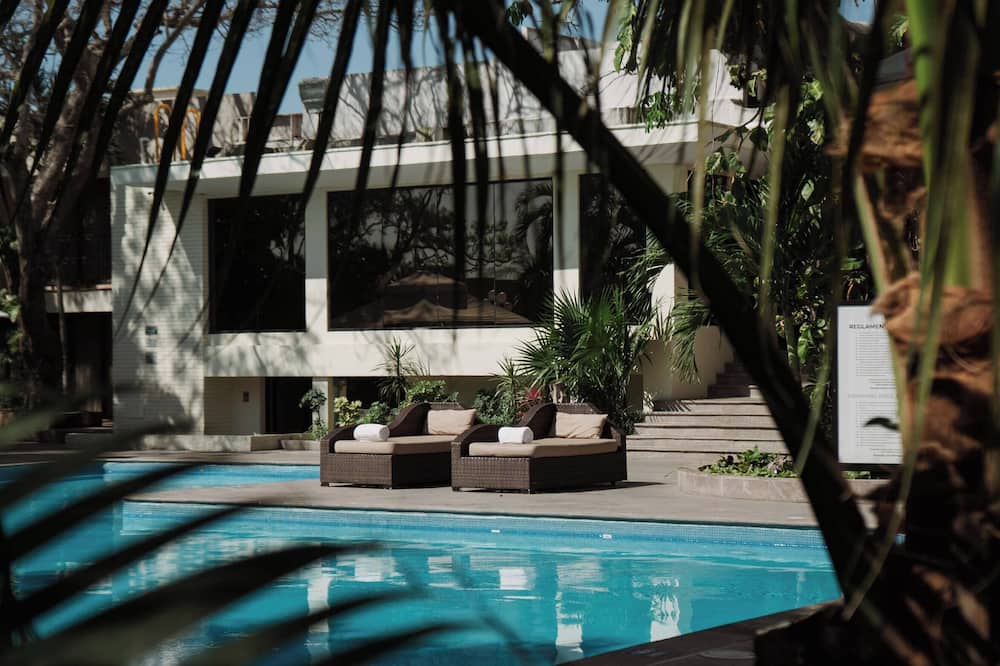 HS HOTSSON Hotel Tampico