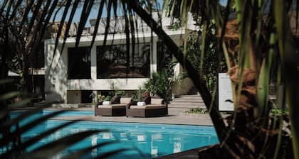 HS HOTSSON Hotel Tampico