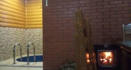 Садиба у Яноша, Sadiba at Janosh, Family Unit