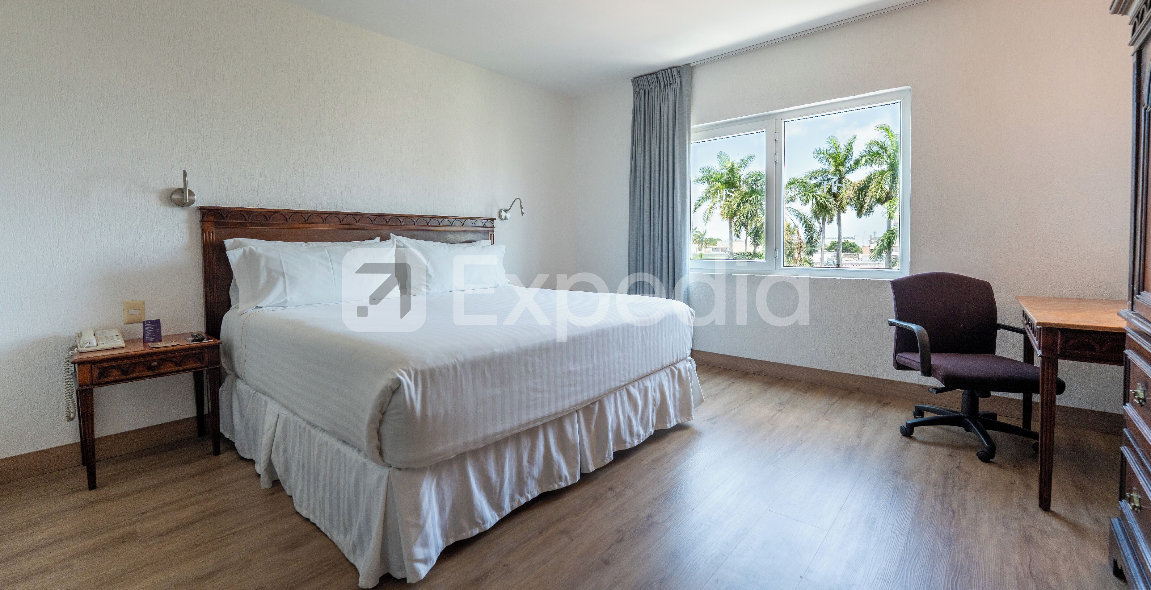 Iron/ironing board (on request), free WiFi, bed sheets