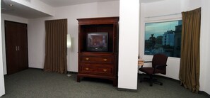 Chambre Junior double | Fer et planche à repasser, accès au Wi-Fi (inclus), literie fournie