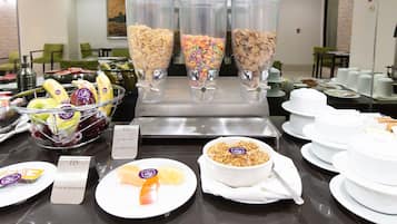 Free daily continental breakfast 