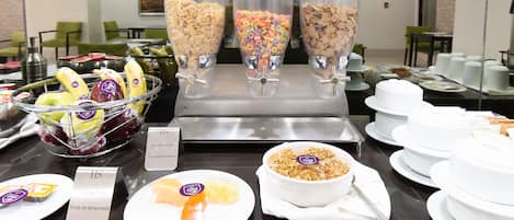 Free daily continental breakfast
