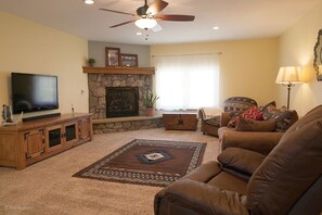 TV, fireplace, DVD player, ping pong