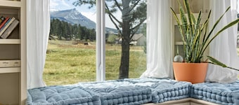 Sunburst Cabin - Flott utsikt over fjellene - Gratis Wi-Fi - tilgang til stier