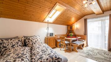 Apartment | 2 Schlafzimmer, individuell eingerichtet, Bettwäsche