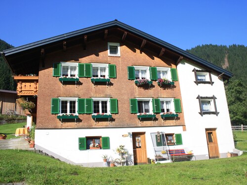 Lovely Apartment in Gaschurn With Garden